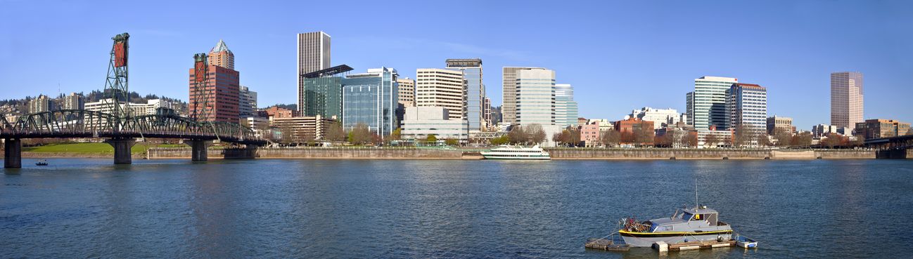 Portland OR and the Willamette river
